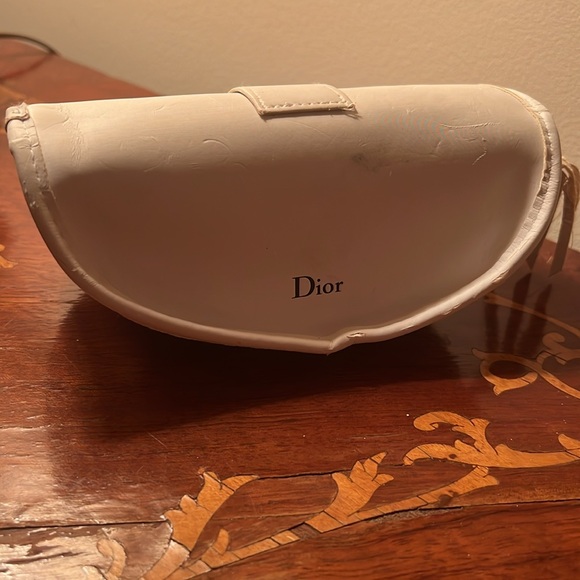 Black Shield Dior limited edition Sunglasses. Note: used/ very good condition - Picture 6 of 6